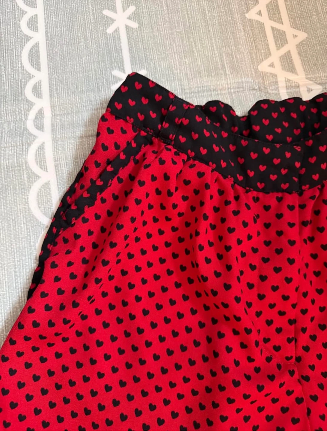 Next Red Heart Print Shorts - 11 Years - photo 2