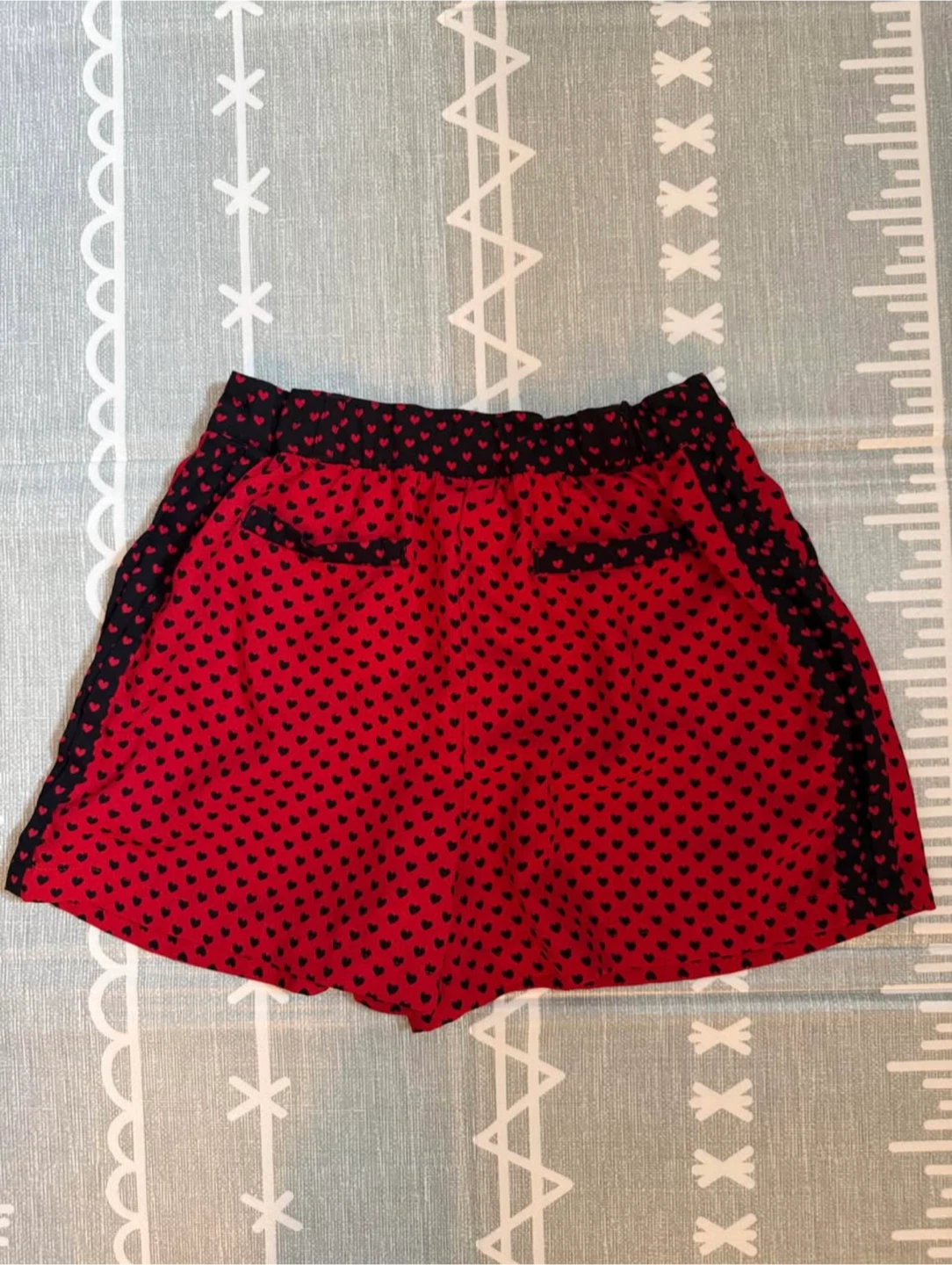 Next Red Heart Print Shorts - 11 Years - photo 4