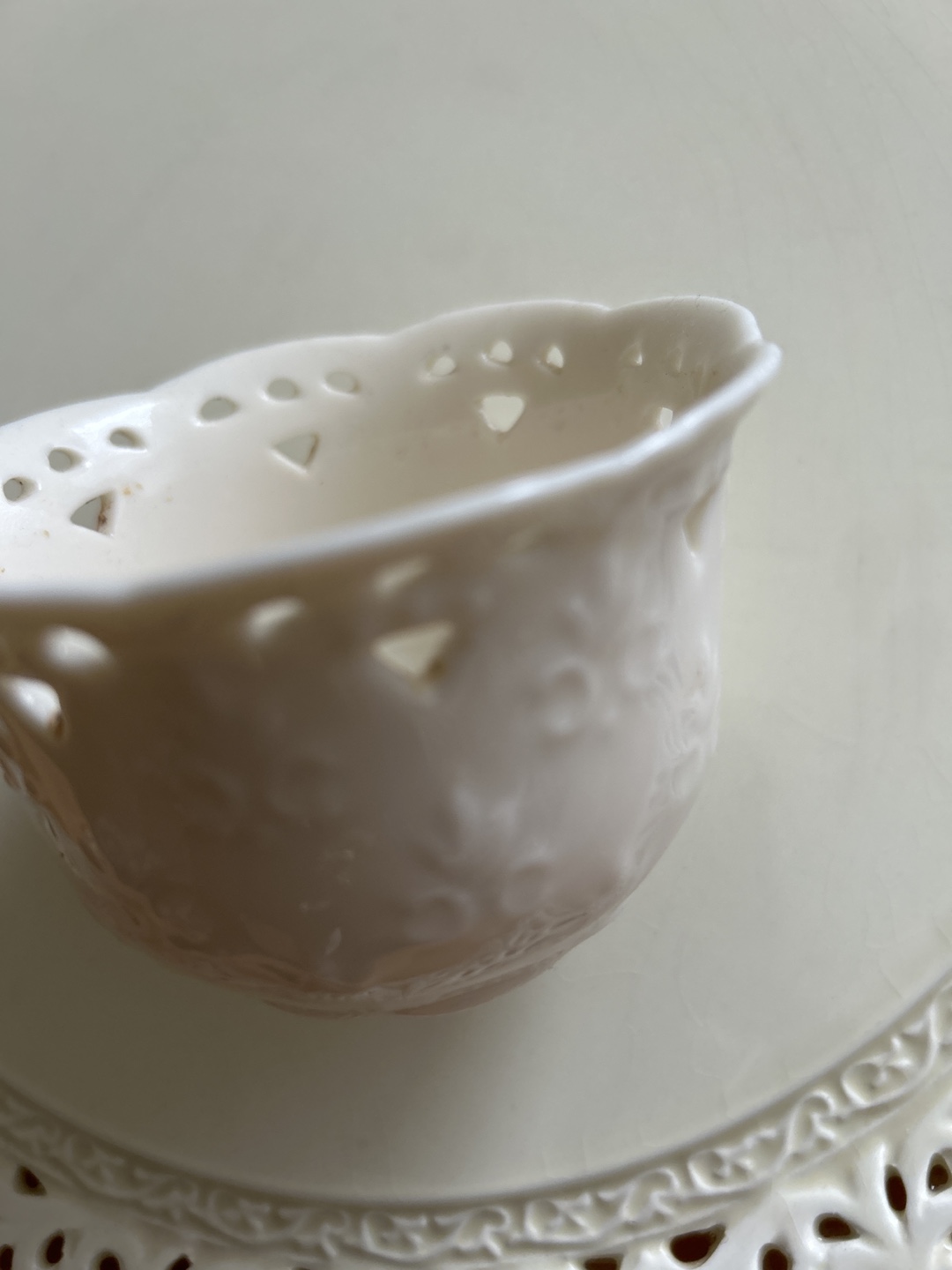 Bowring Cream Ceramic Cake Stand Server Set with Small Bowl - photo 4