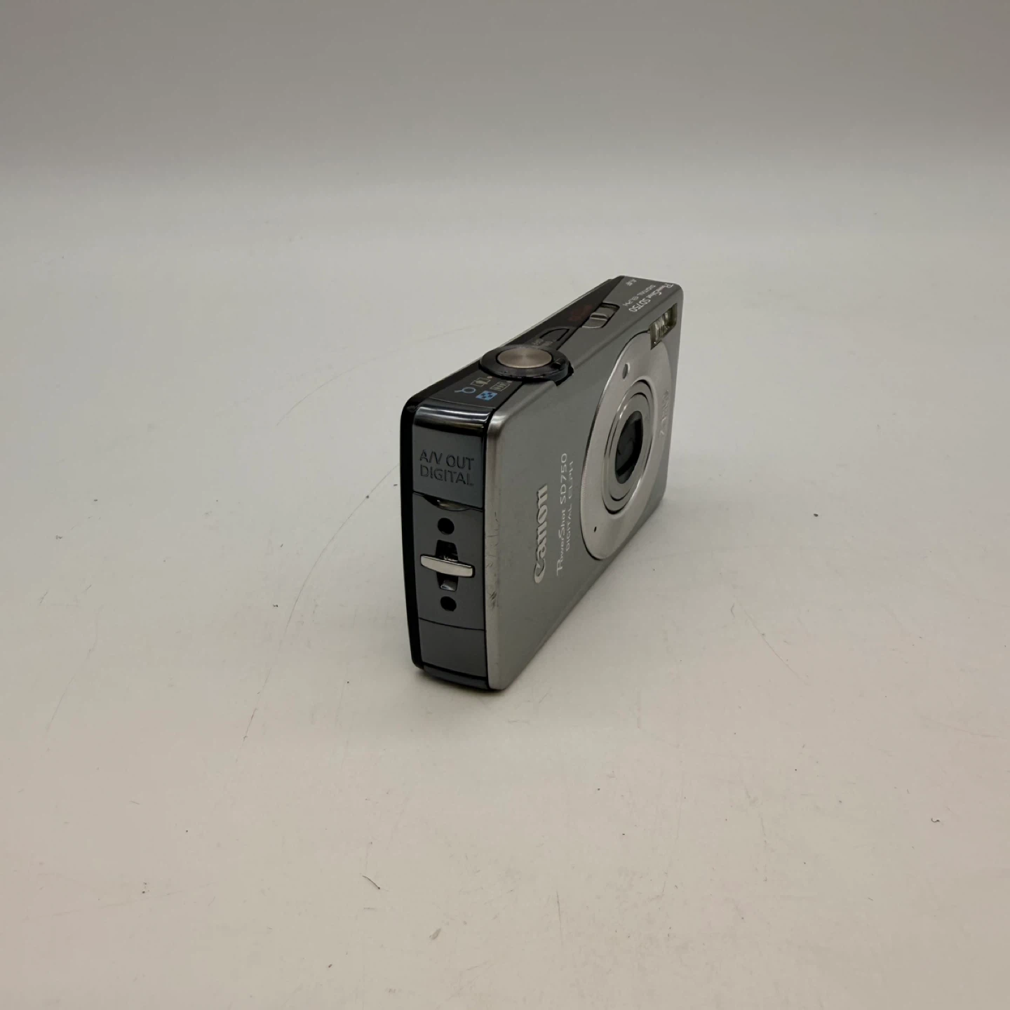 Canon PowerShot SD750 Digital Camera Bundle - photo 2