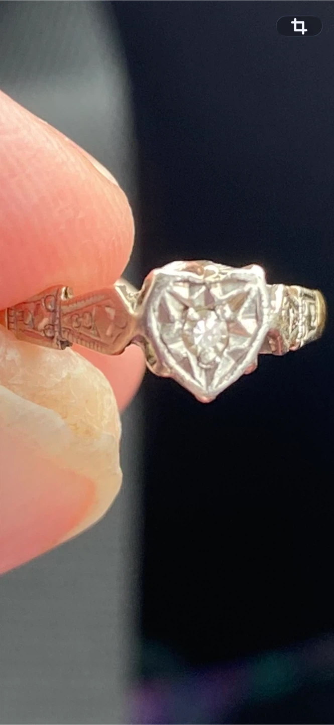Antique 18ct Gold and Platinum Diamond Ring - photo 2