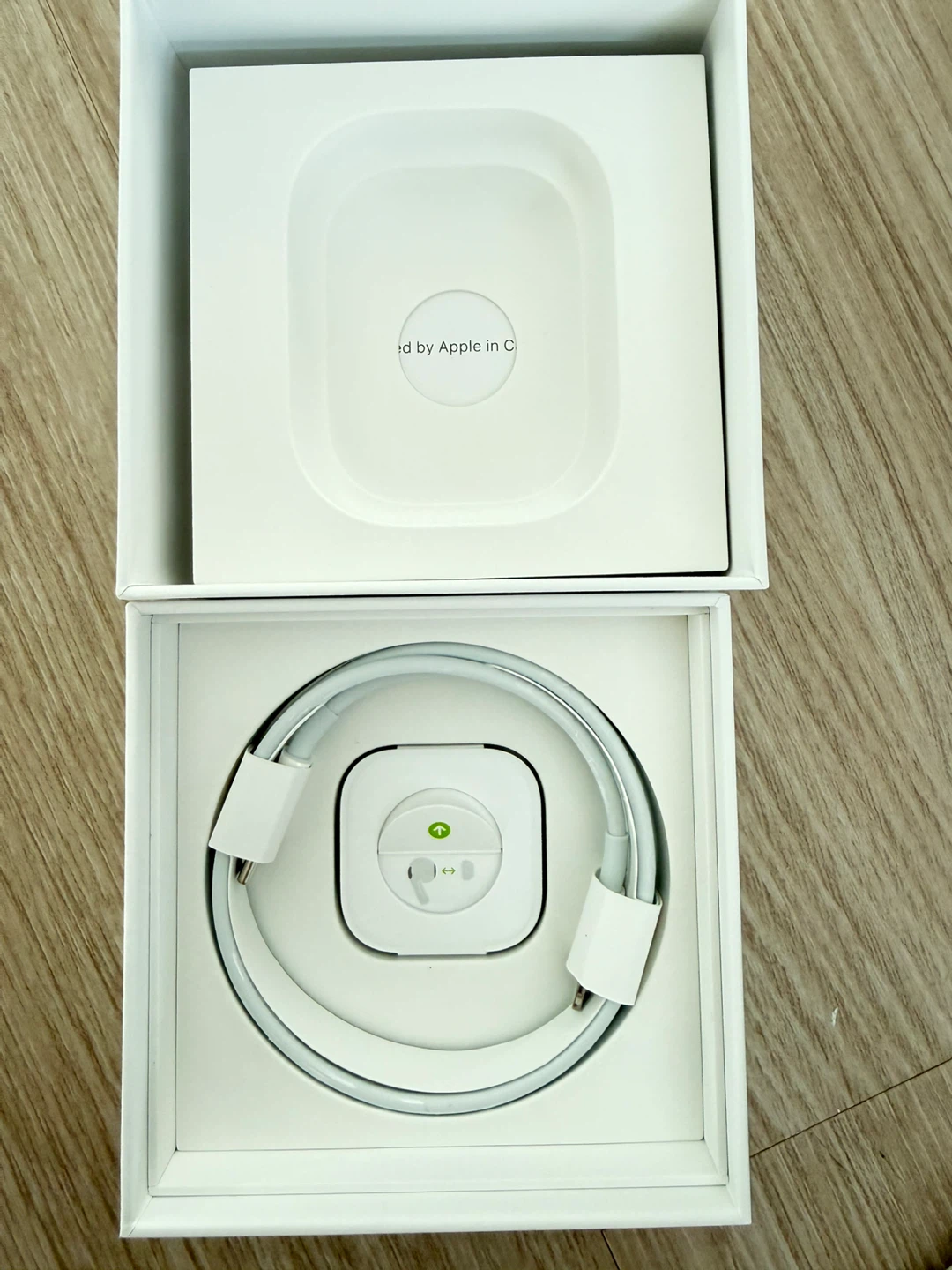 Apple AirPods Pro (1st Gen) with Wireless Charging Case - photo 4