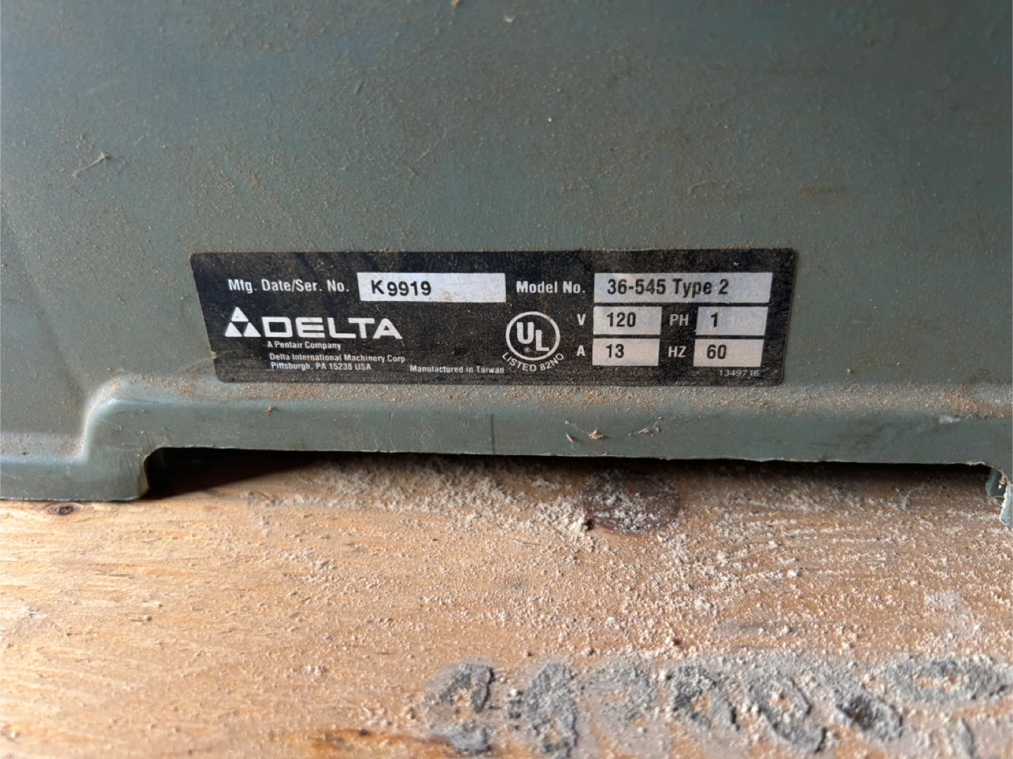 Delta Bench Saw Model 36-545 Type 2 - photo 5