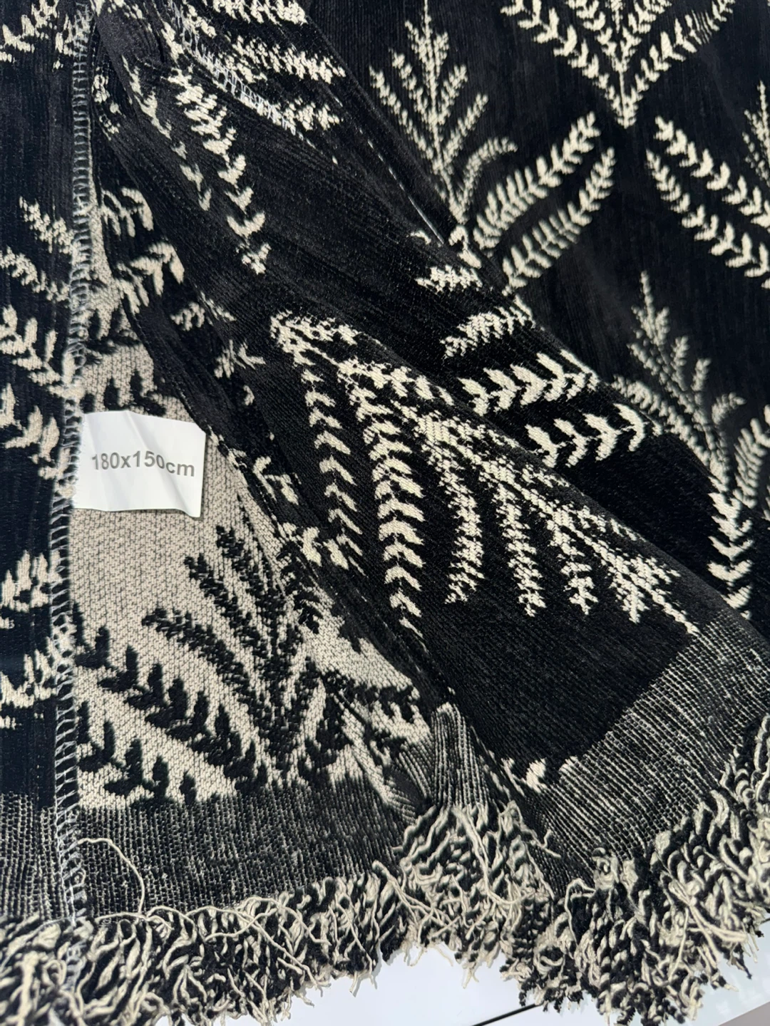 Black Throw Blanket with Fern Pattern - 150x180cm - photo 3