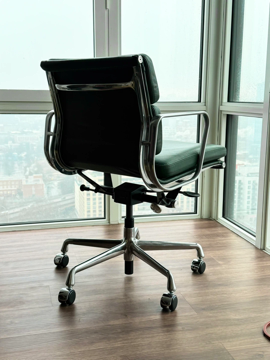 Eames Soft Pad Office Chair - photo 3
