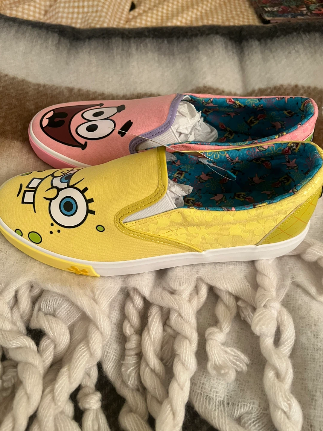 SpongeBob SquarePants Slip-On Sneakers (Size 10) - photo 4