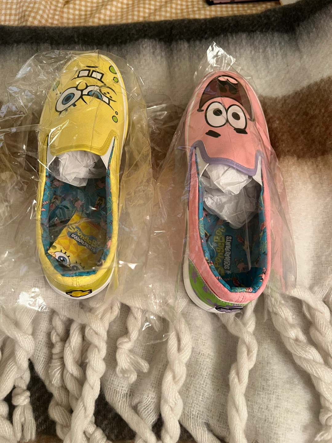 SpongeBob SquarePants Slip-On Sneakers (Size 10)