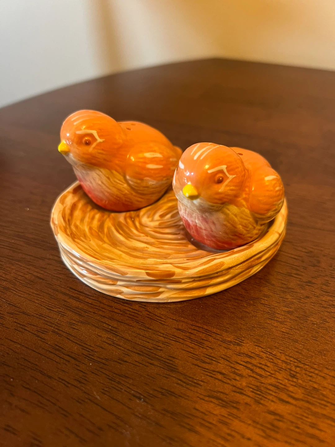 Ceramic Bird Nest Salt and Pepper Shakers 🌷
