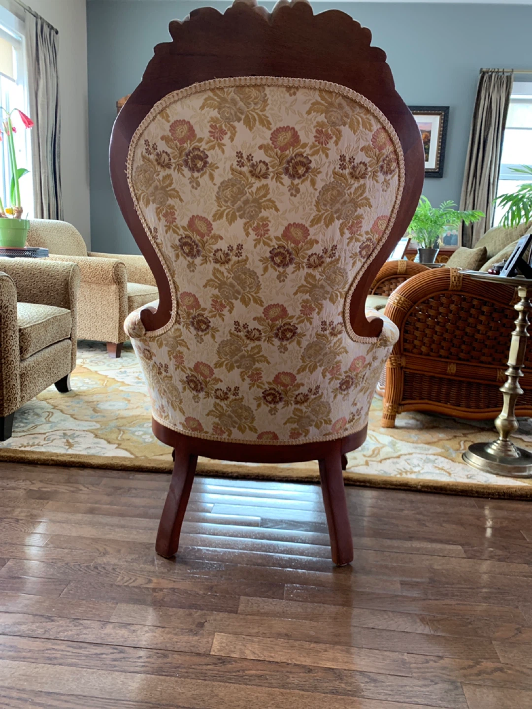 Vintage Accent Armchair - Floral Upholstery - photo 3