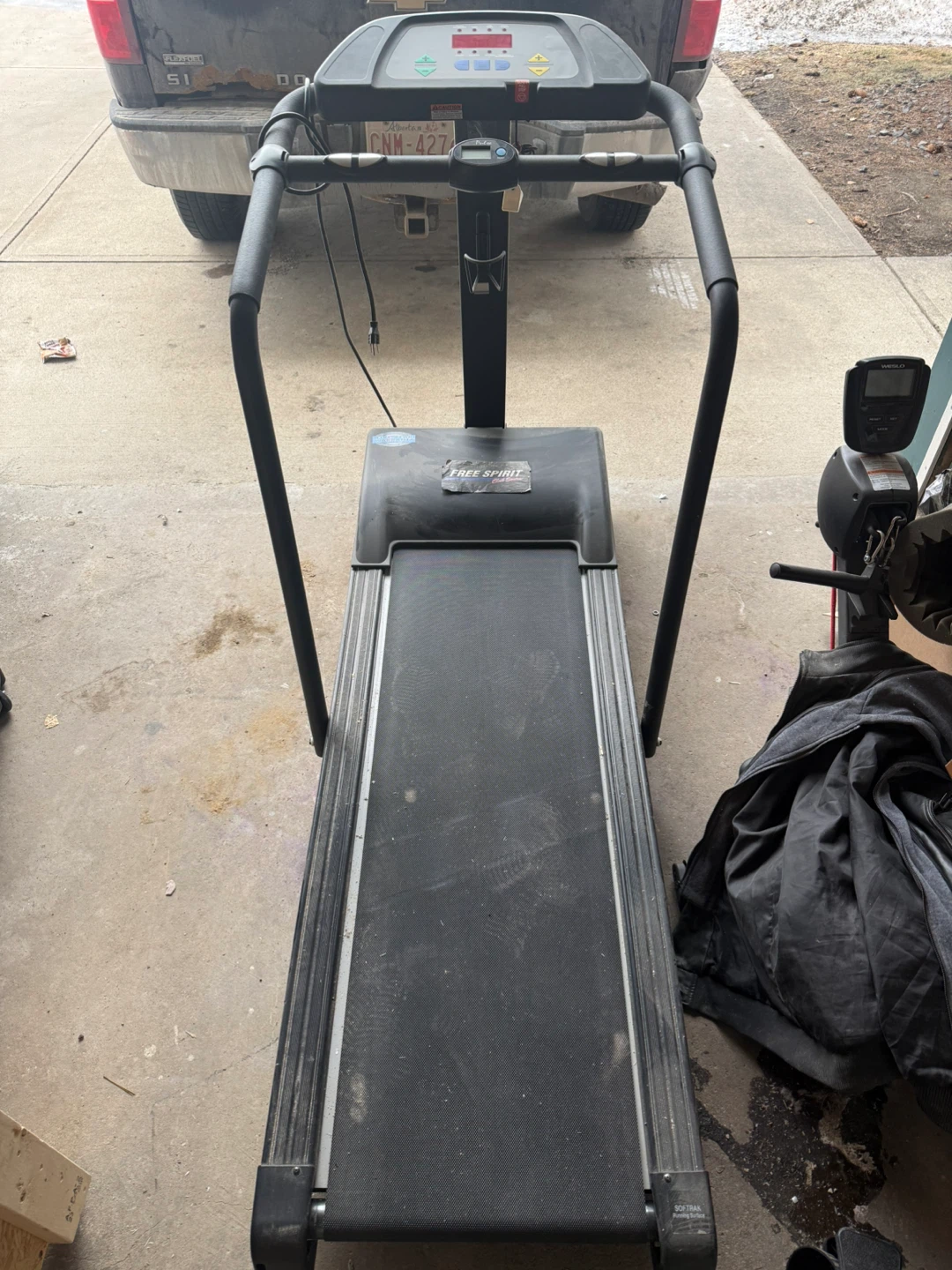 Fully working incline treadmill