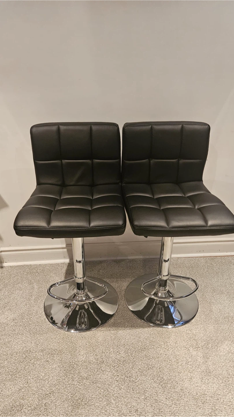 Set of 2 Black Adjustable Bar Stools