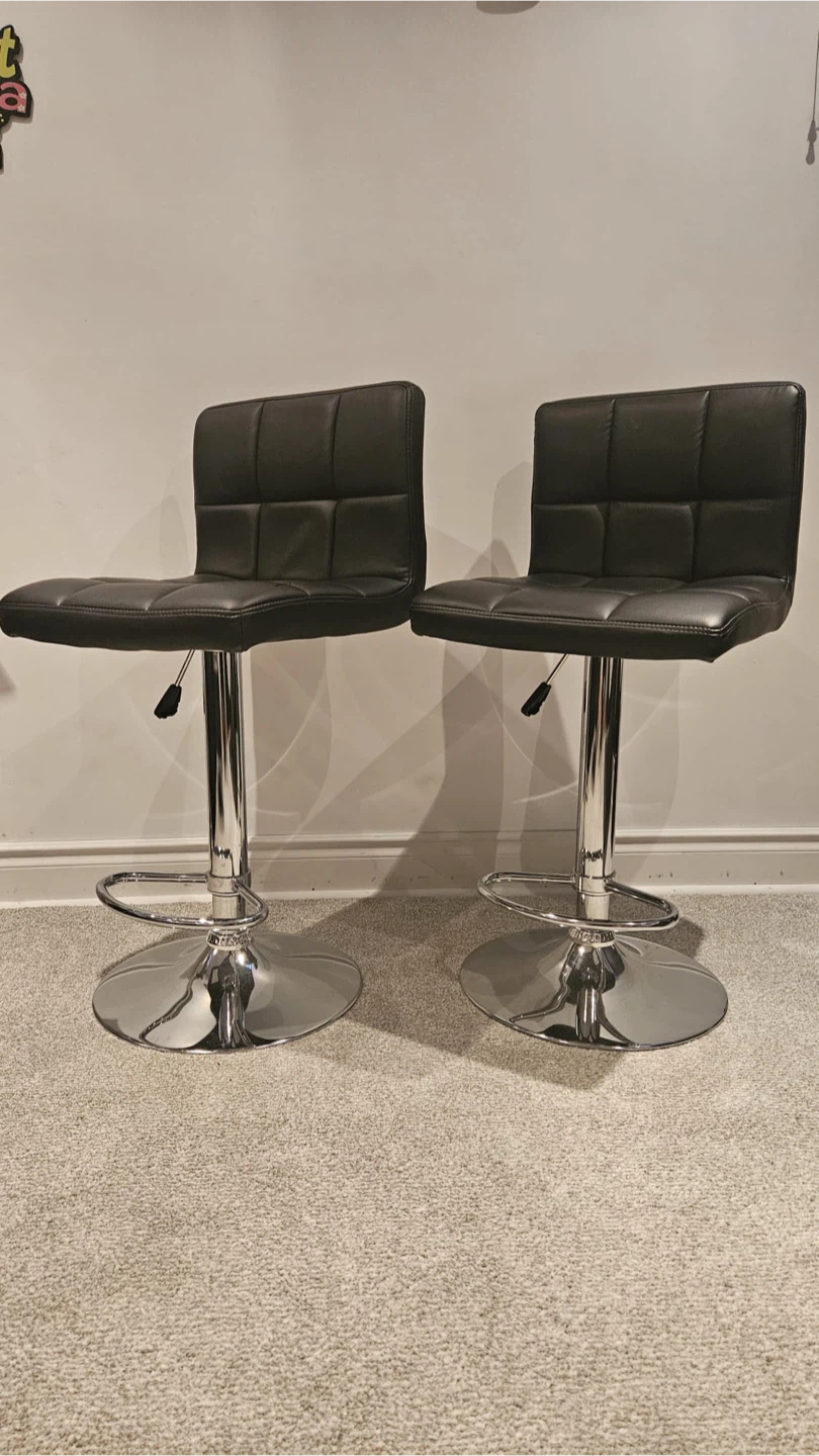 Set of 2 Black Adjustable Bar Stools - photo 2
