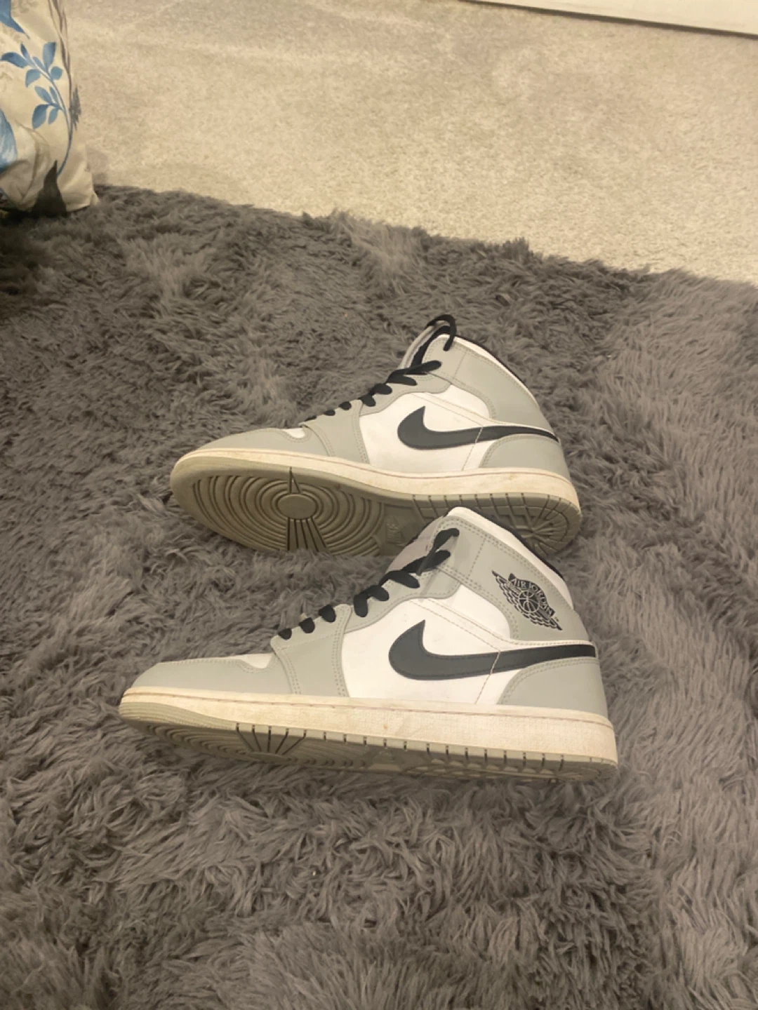 Jordan 1 mid smoke grey - photo 4