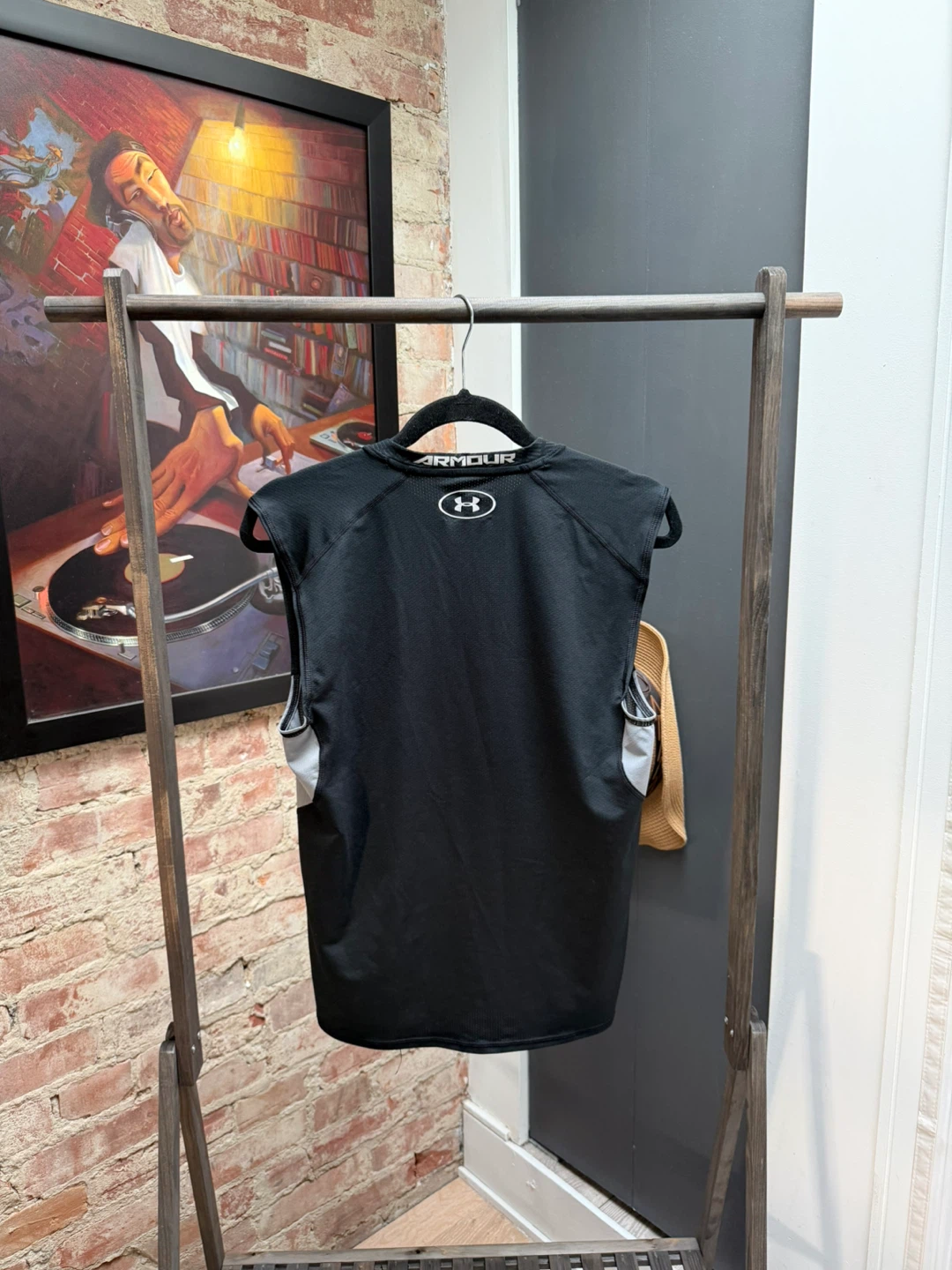 Under Armour HeatGear Compression Sleeveless Shirt L/G - photo 2
