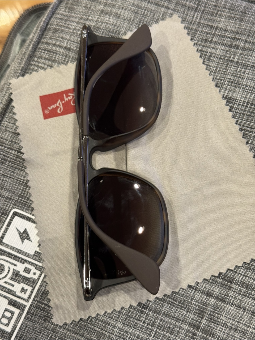 Ray-Ban Sunglasses - photo 4