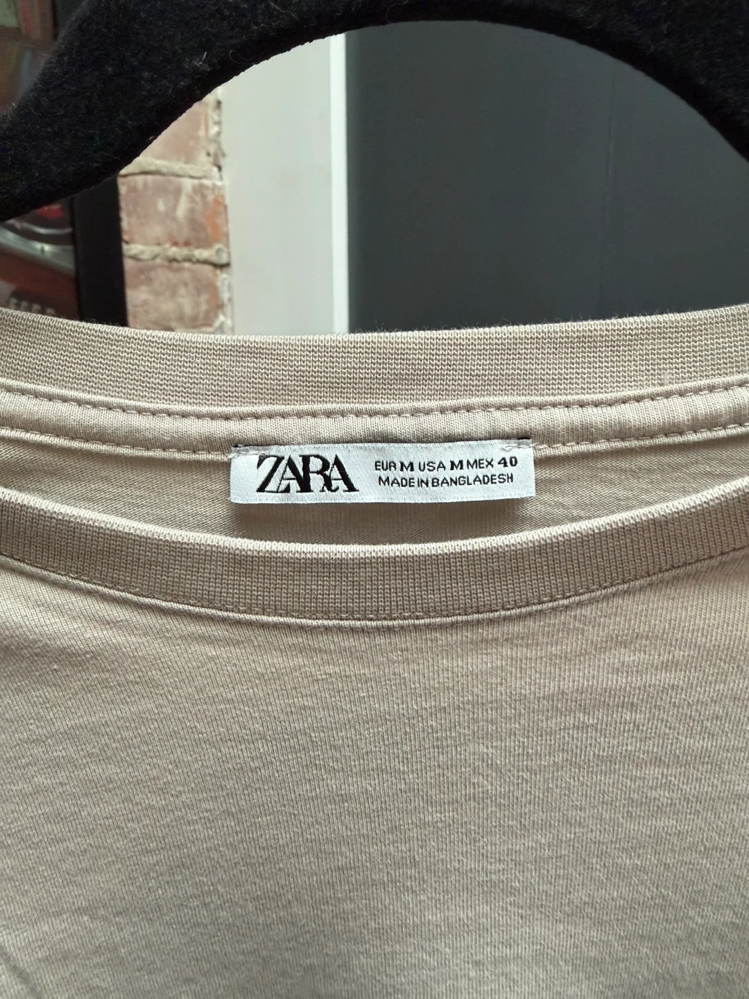 Zara T-Shirt - Beige - Size Medium - photo 2