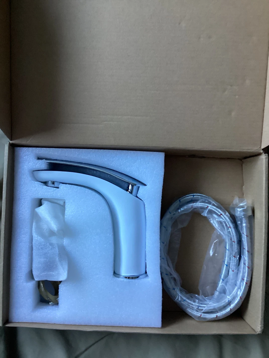 Modern Simple Single Lever Basin Mixer Sink Faucet - photo 2