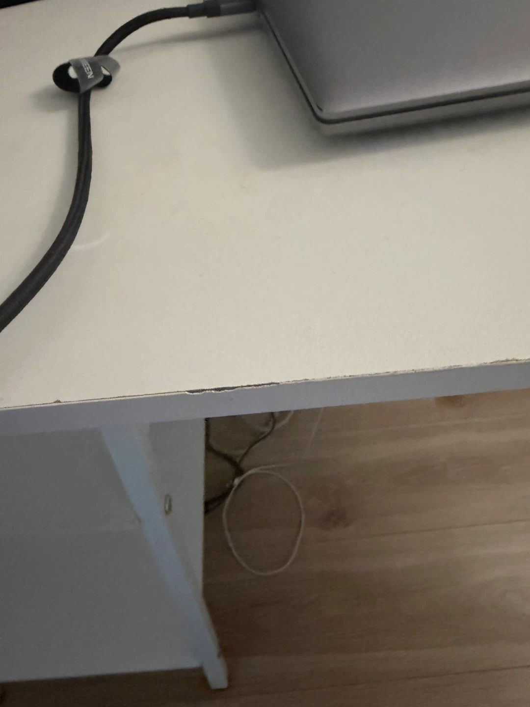 White Computer Desk with Shelves - photo 2
