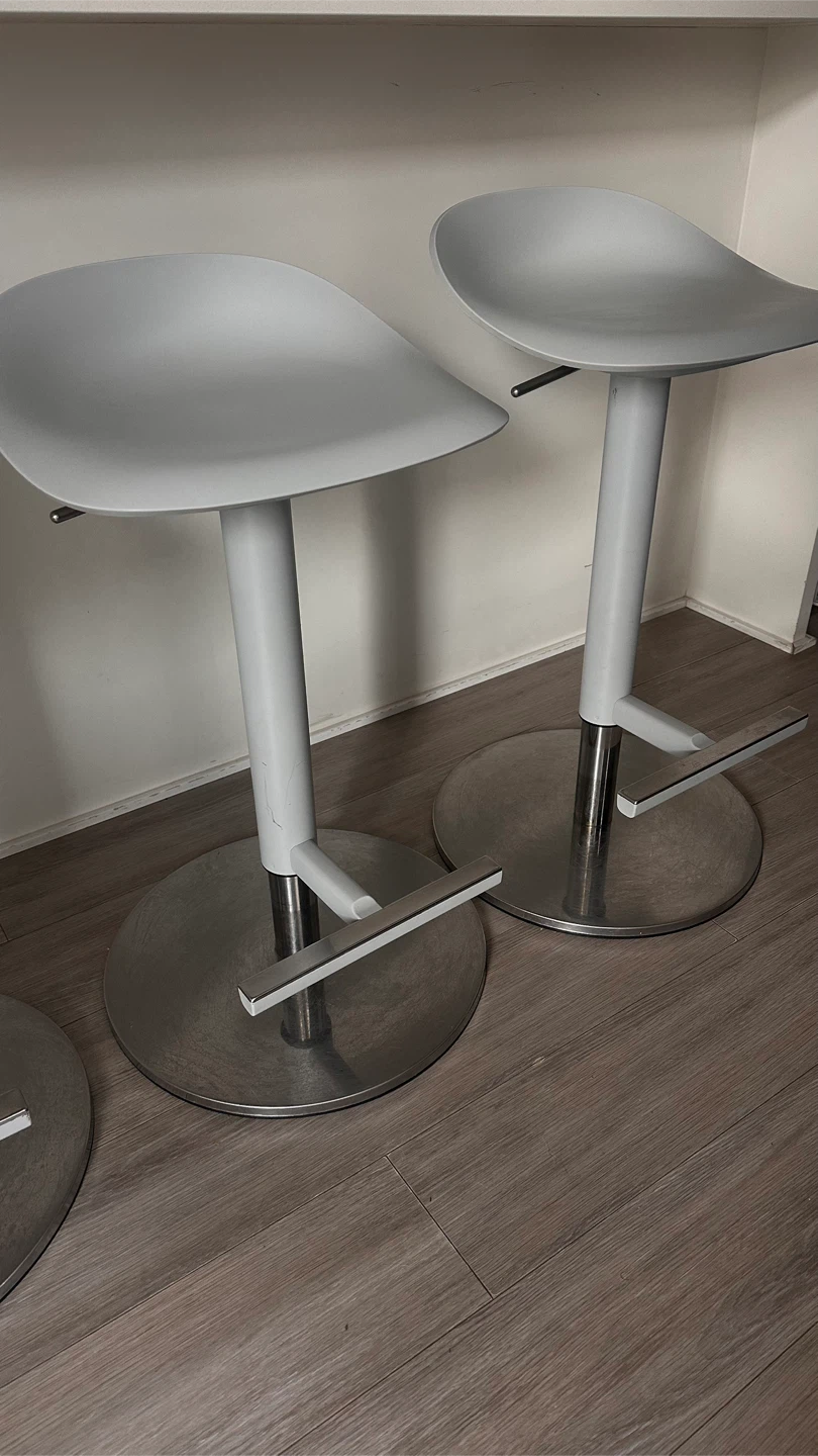 3 x Grey Stools for 60$ - photo 3