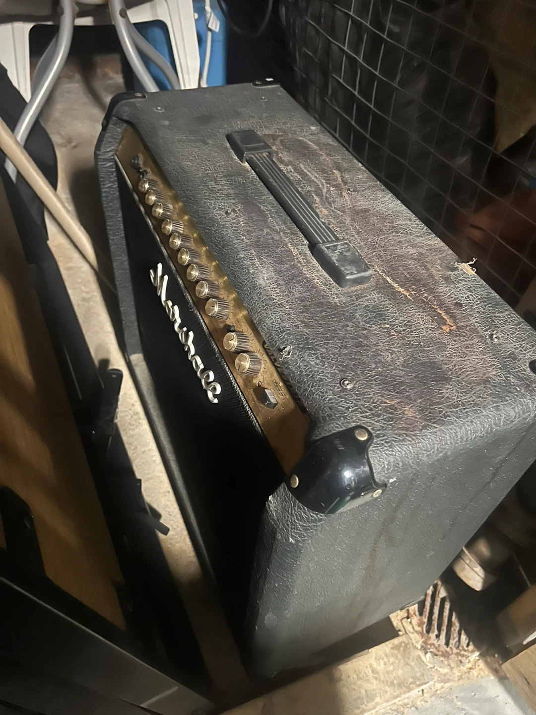 Marshall Guitar Amplifier - photo 3