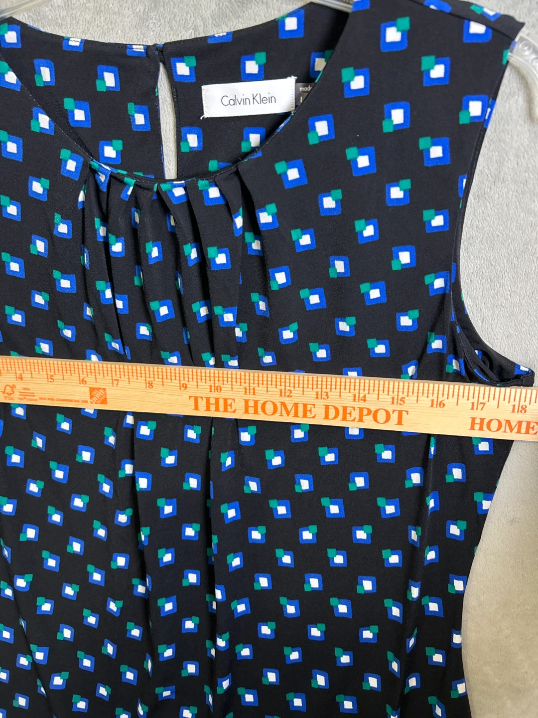 Calvin Klein Sleeveless Geometric Print Top Size L - photo 5
