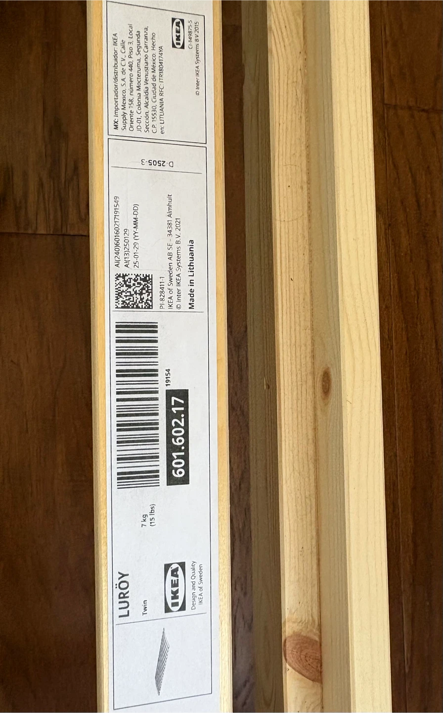 Brand new twin bed (frame&mattress) - photo 5