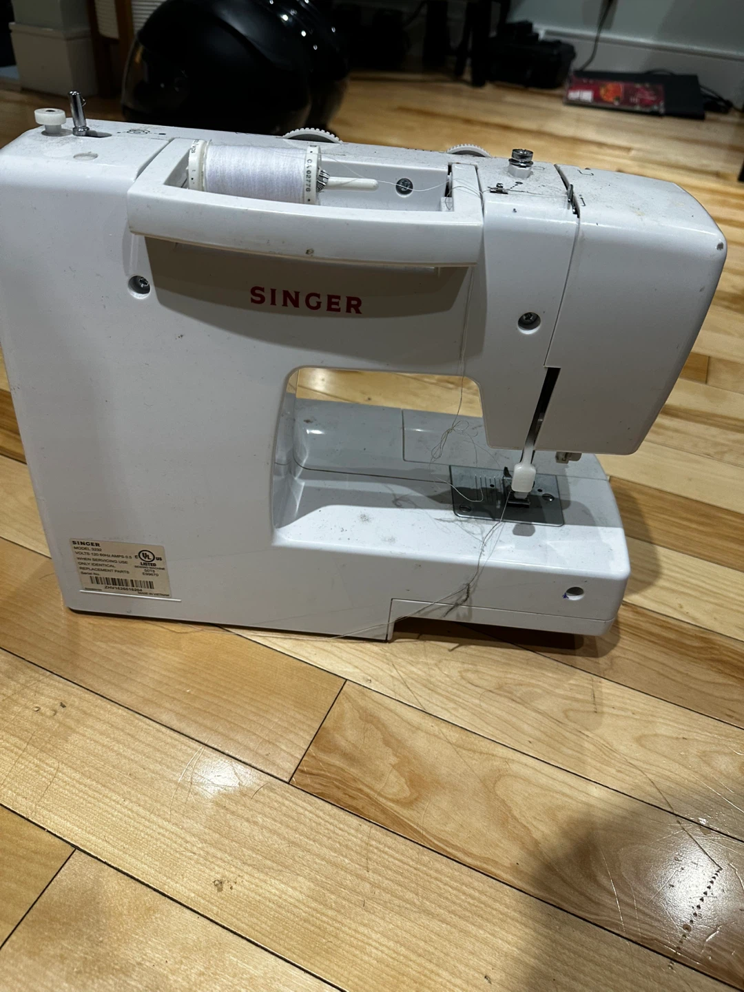 Singer Simple Sewing Machine - photo 2