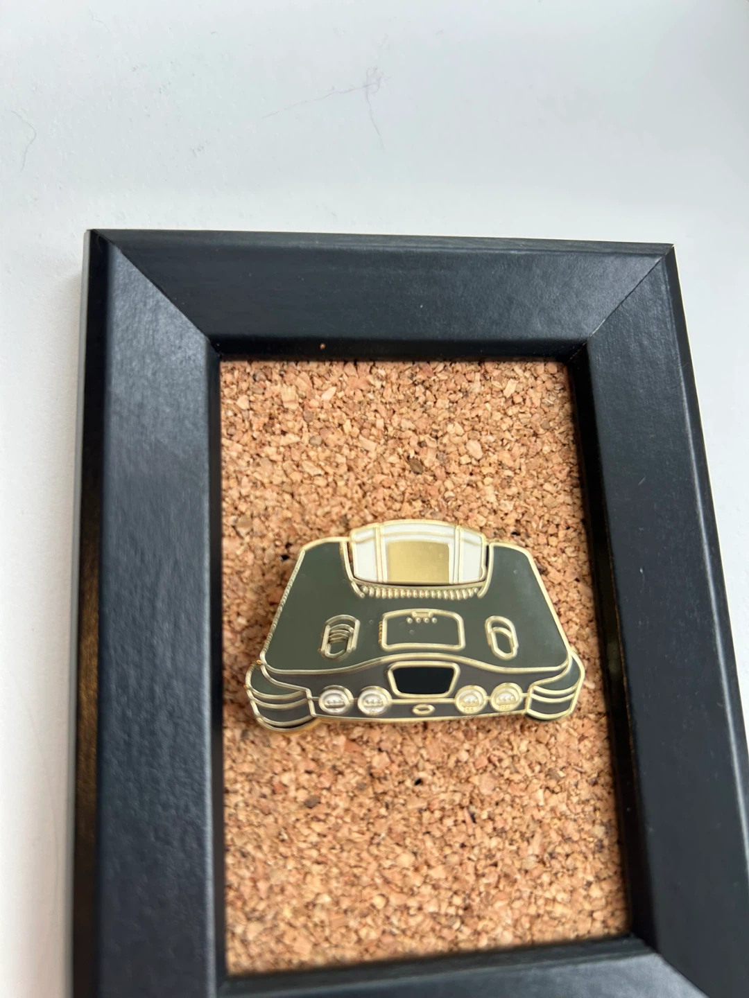Nintendo 64 Enamel Pin - photo 3
