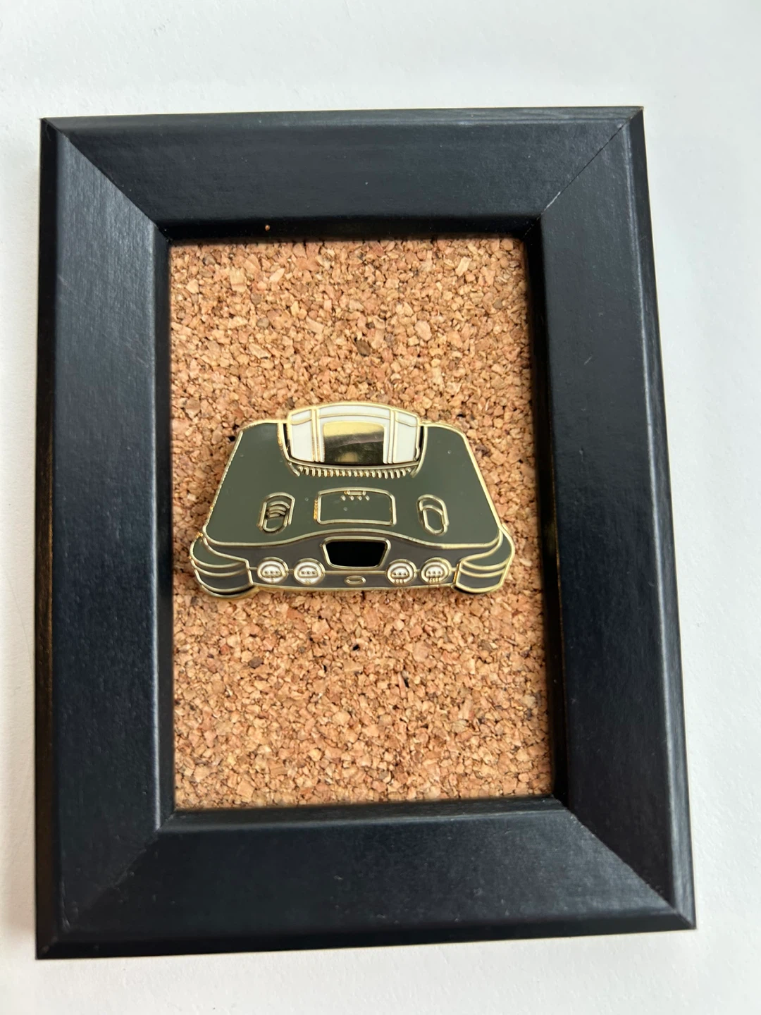 Nintendo 64 Enamel Pin - photo 2