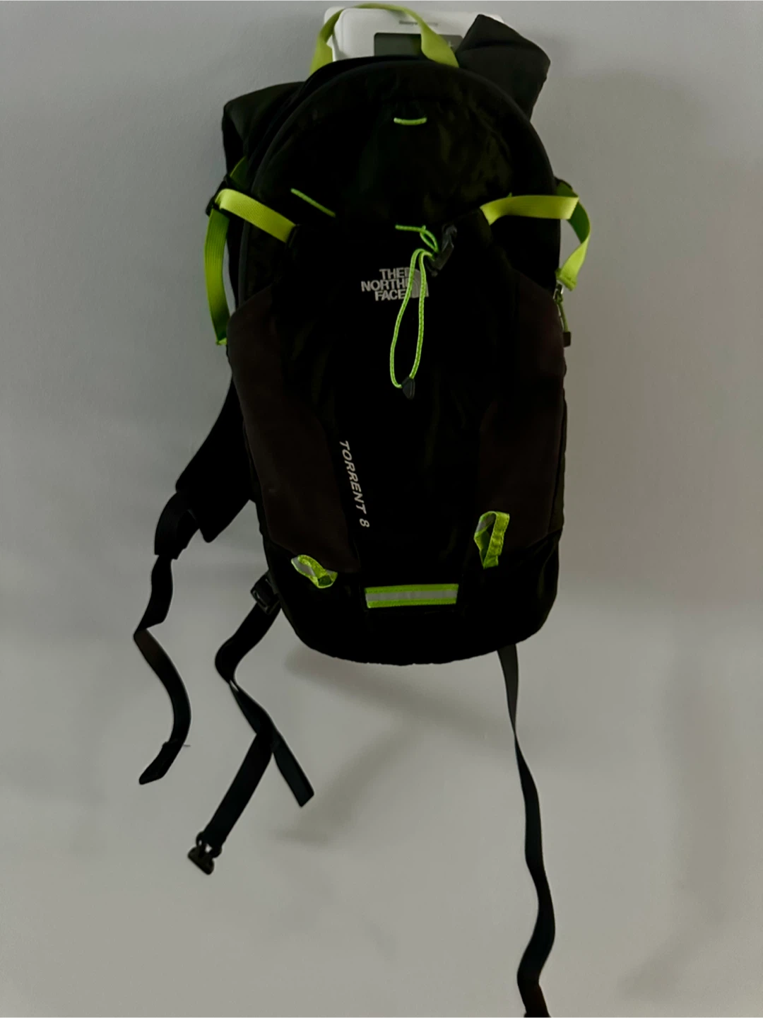 The North Face Torrent 8 Backpack - photo 2