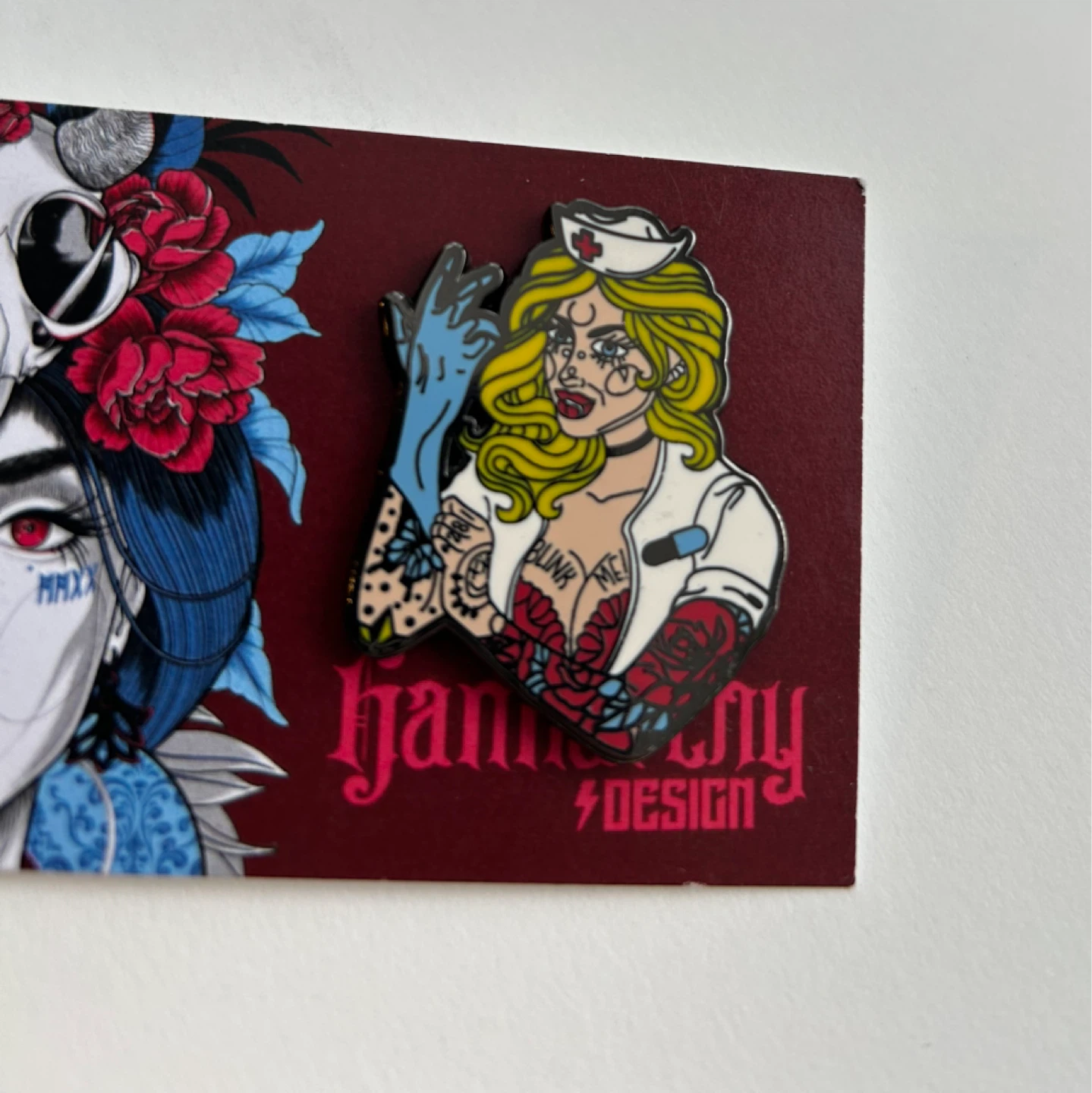 Blink-182 Enamel Pin - photo 5