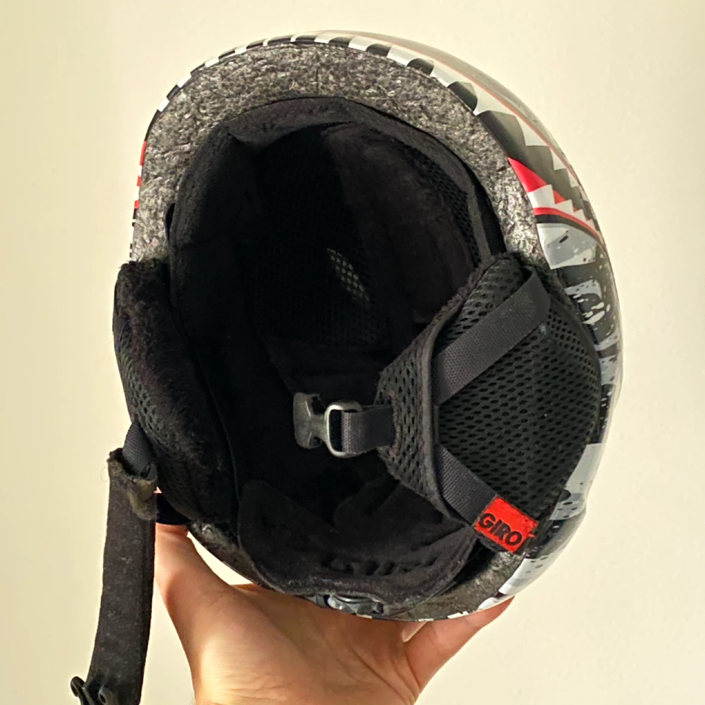 Giro Kids Ski Helmet - Shark Design - photo 3
