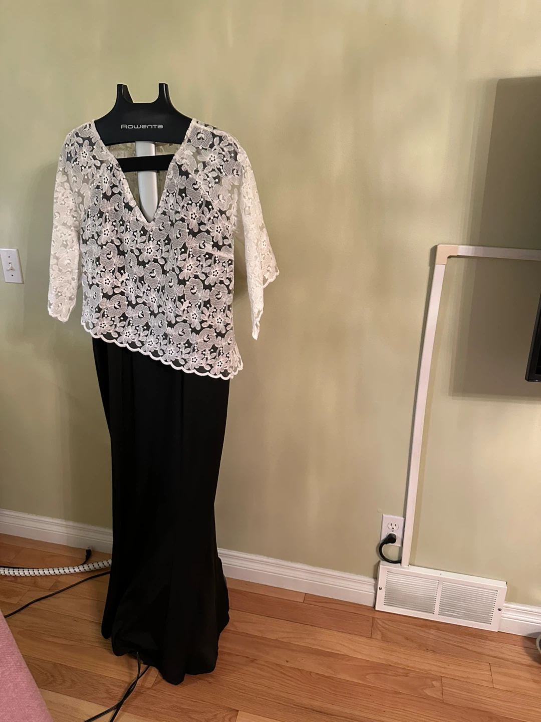 White Lace Overlay Maxi Dress - photo 2