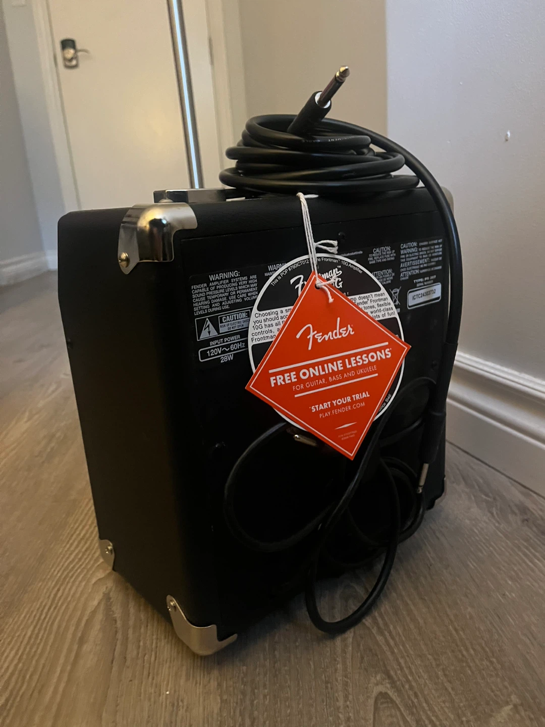 Portable Fender Amplifier + Electric Guitar Wire - Like New - photo 2