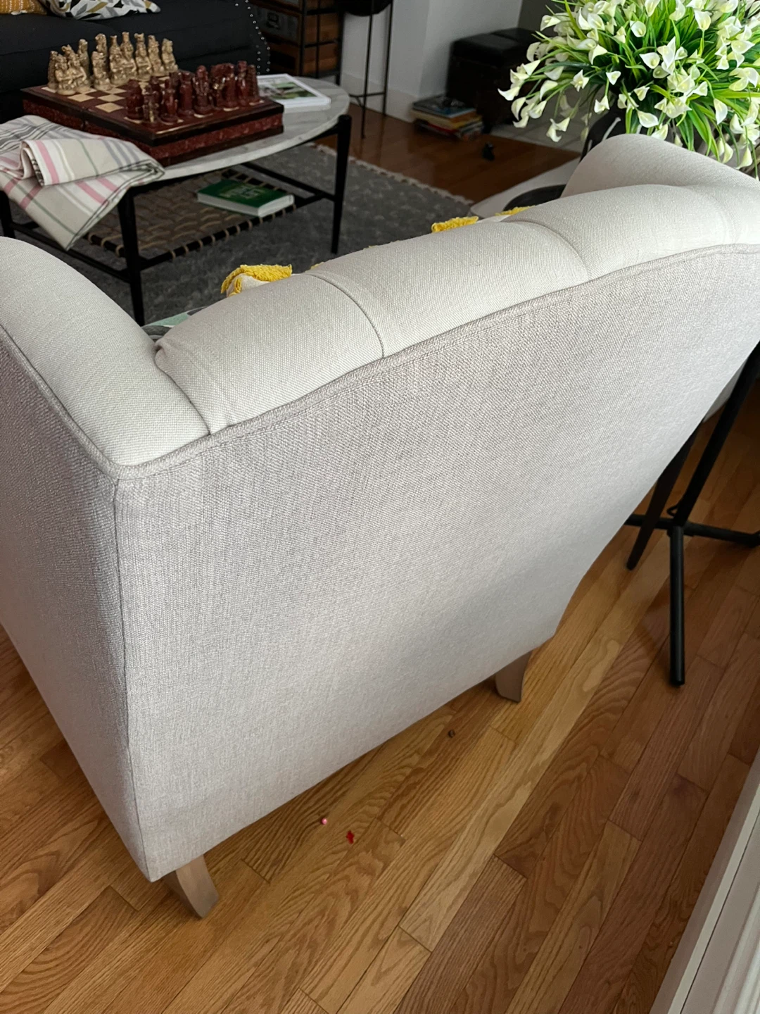 Light cream grey tone Tufted Wingback Accent Chair - photo 5