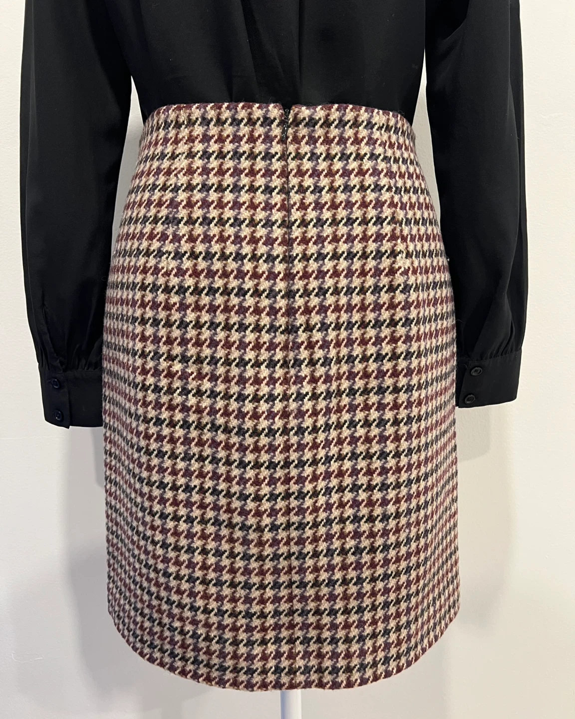 Houndstooth Pattern Mini Skirt Size 4 - photo 2