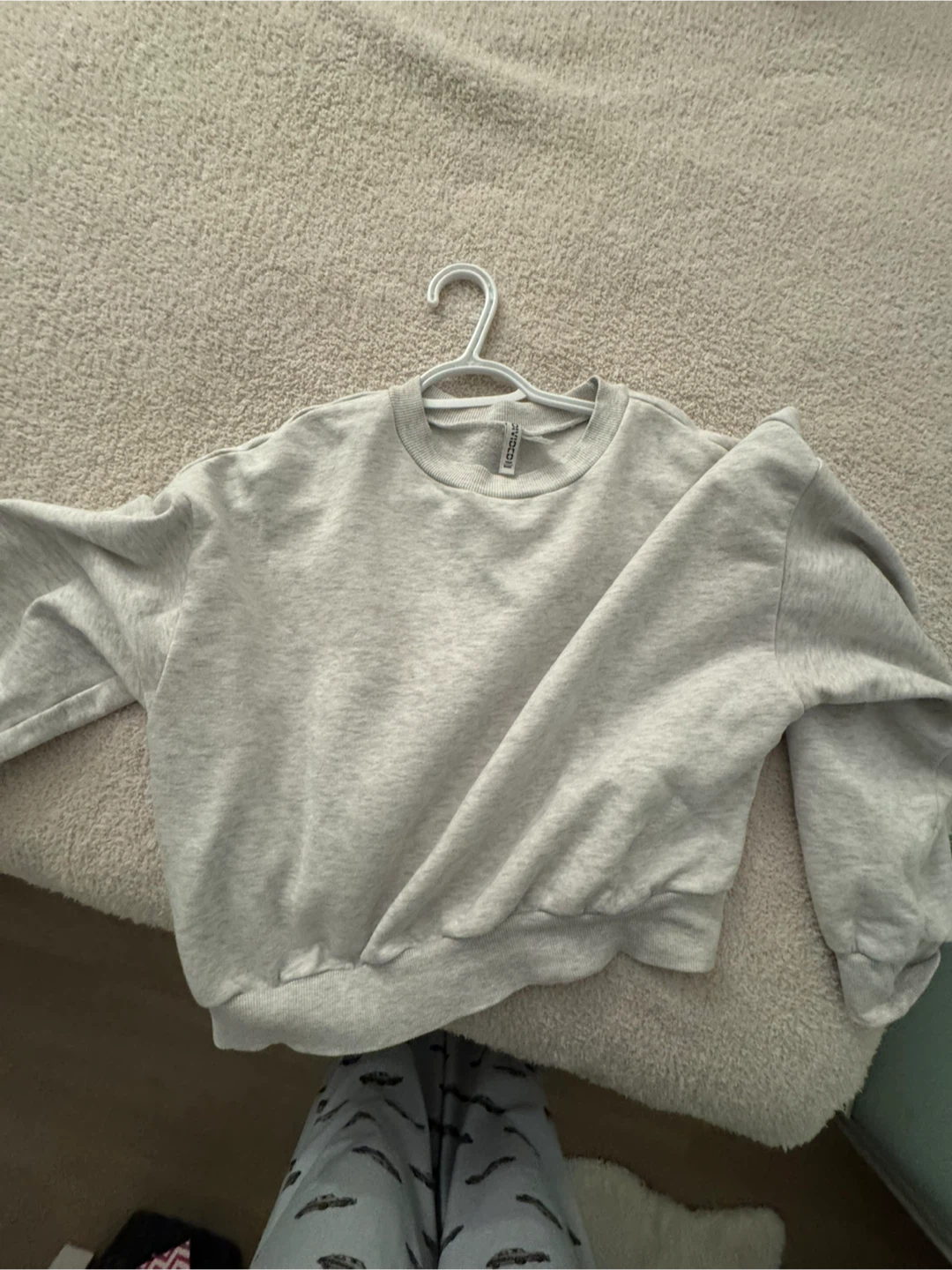 H&M Grey Crewneck Sweatshirt - photo 2