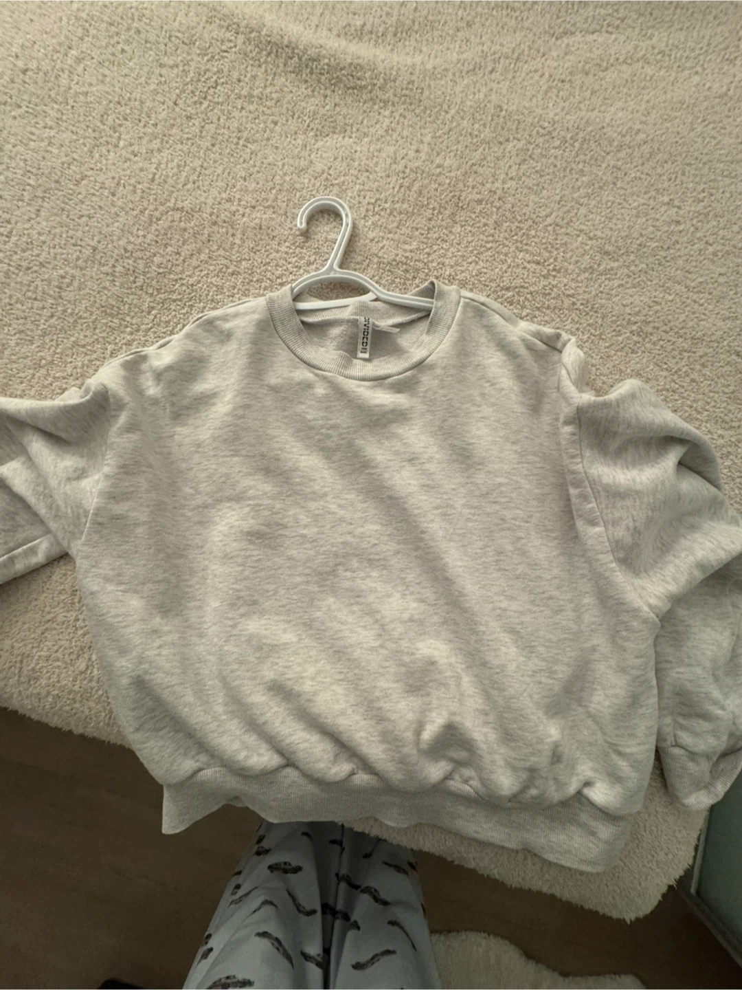 H&M Grey Crewneck Sweatshirt - photo 3