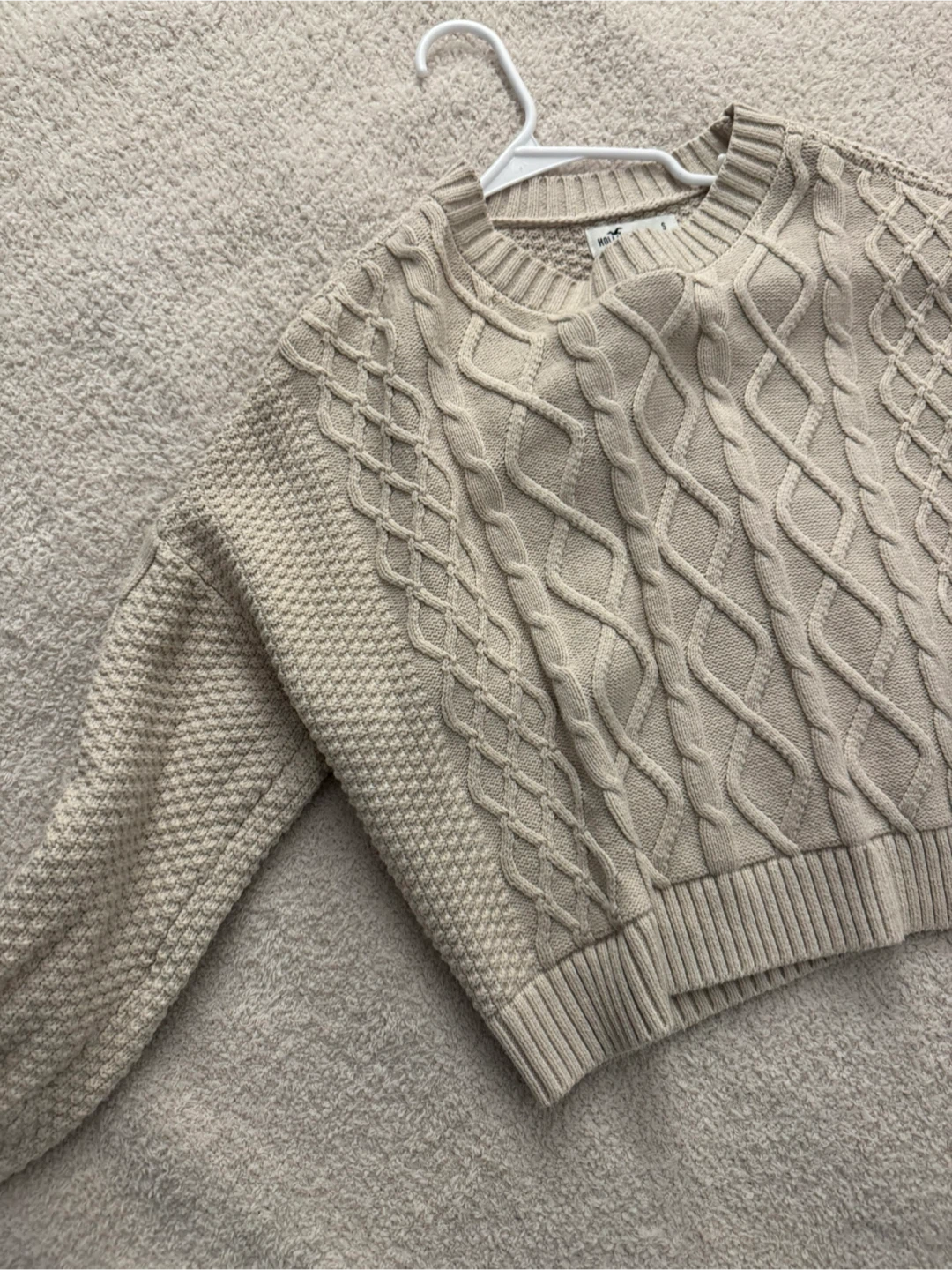 Hollister Cable Knit Sweater - Size S - photo 2