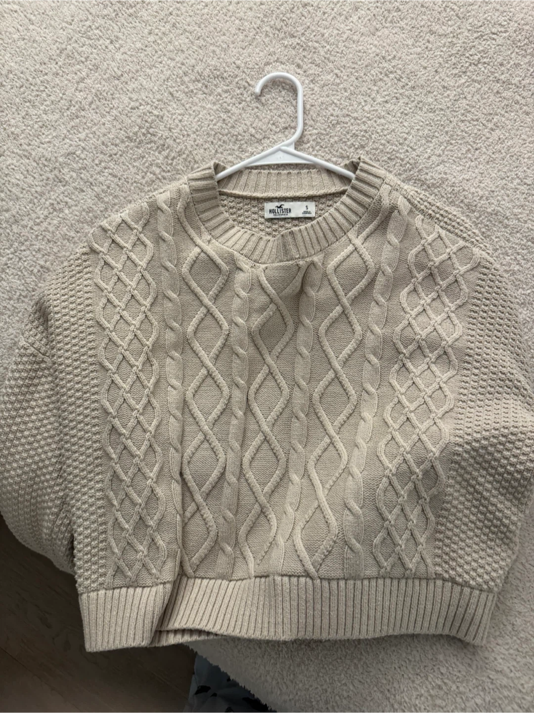 Hollister Cable Knit Sweater - Size S