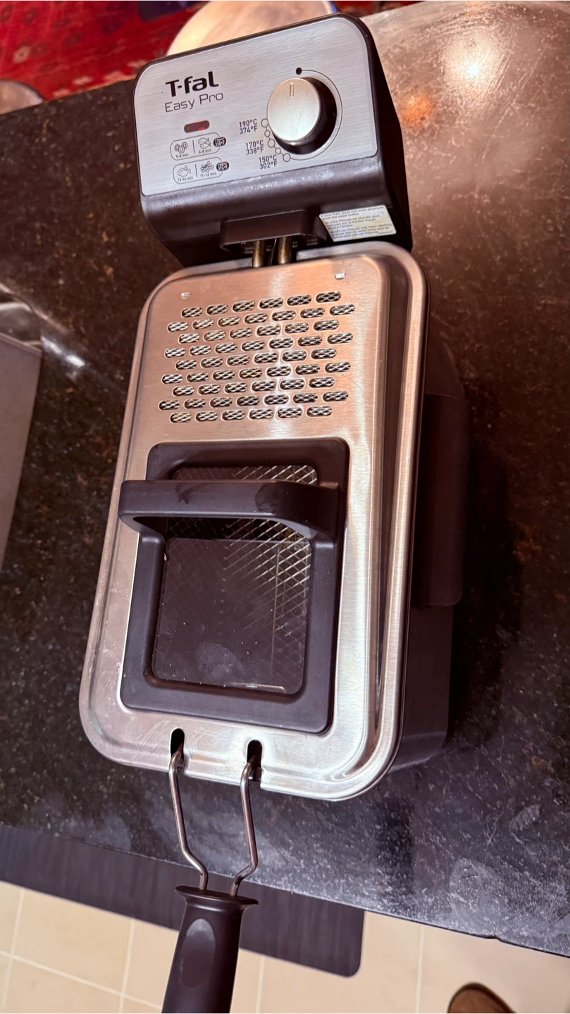 T-fal Easy Pro Deep Fryer - photo 3