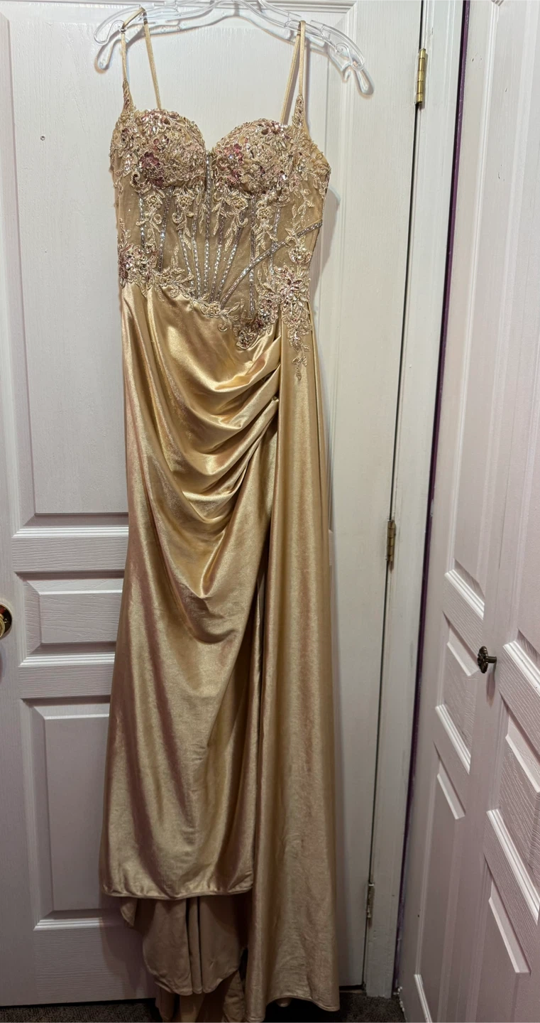 Gold Beaded Corset Prom Dress - photo 4