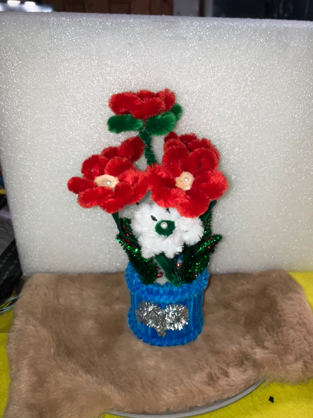 Handmade Pipe Cleaner Flowers in Pot - photo 2