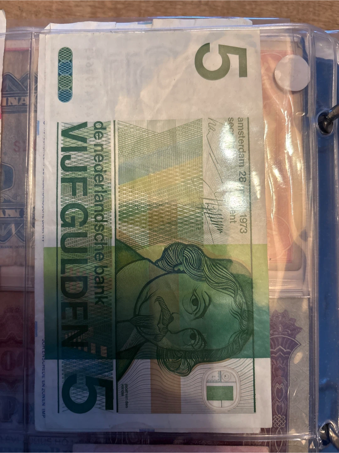Foreign Paper Money Collection — Vintage World Banknotes Lot - photo 4