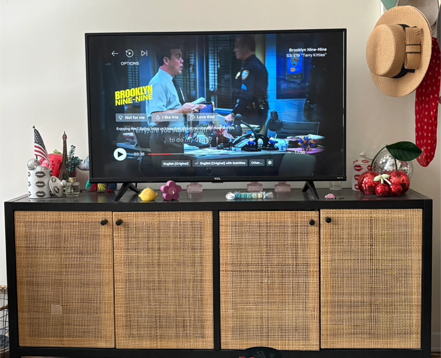 Roku TV Smart TV - 43 inch