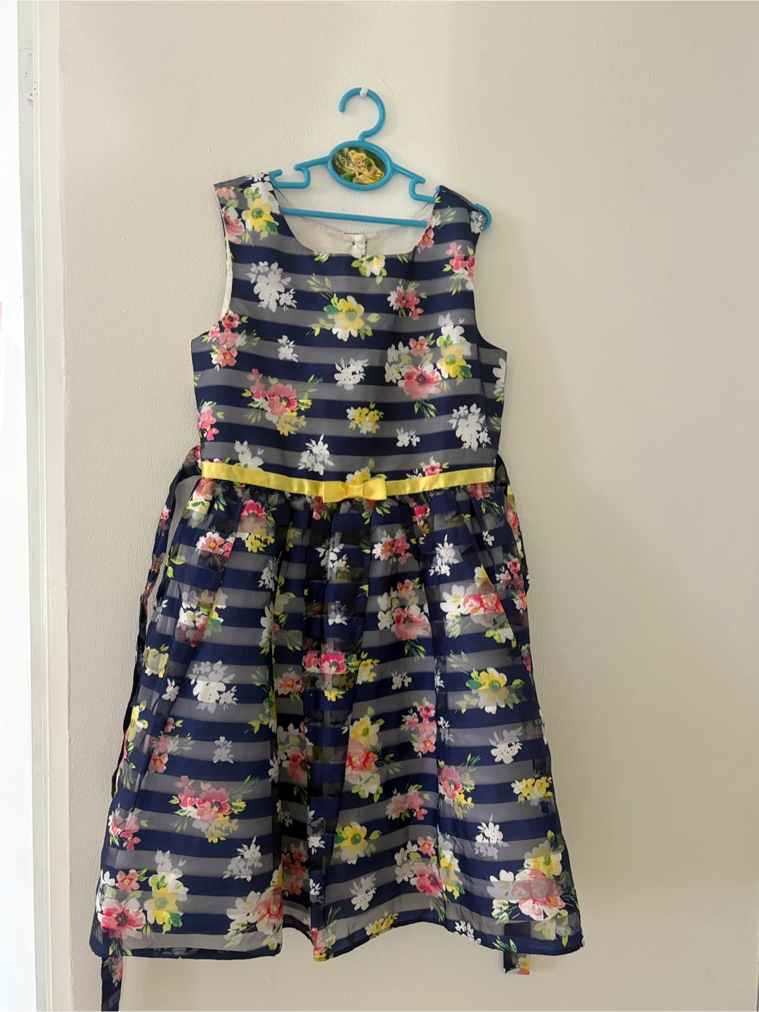 Girls' Dresses - photo 3