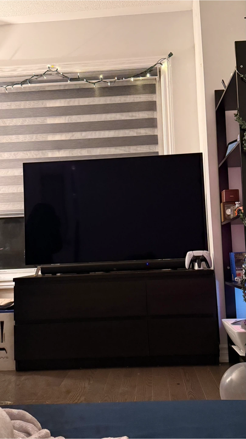 Moving sale LG OLED B5 55-inch tv - photo 2