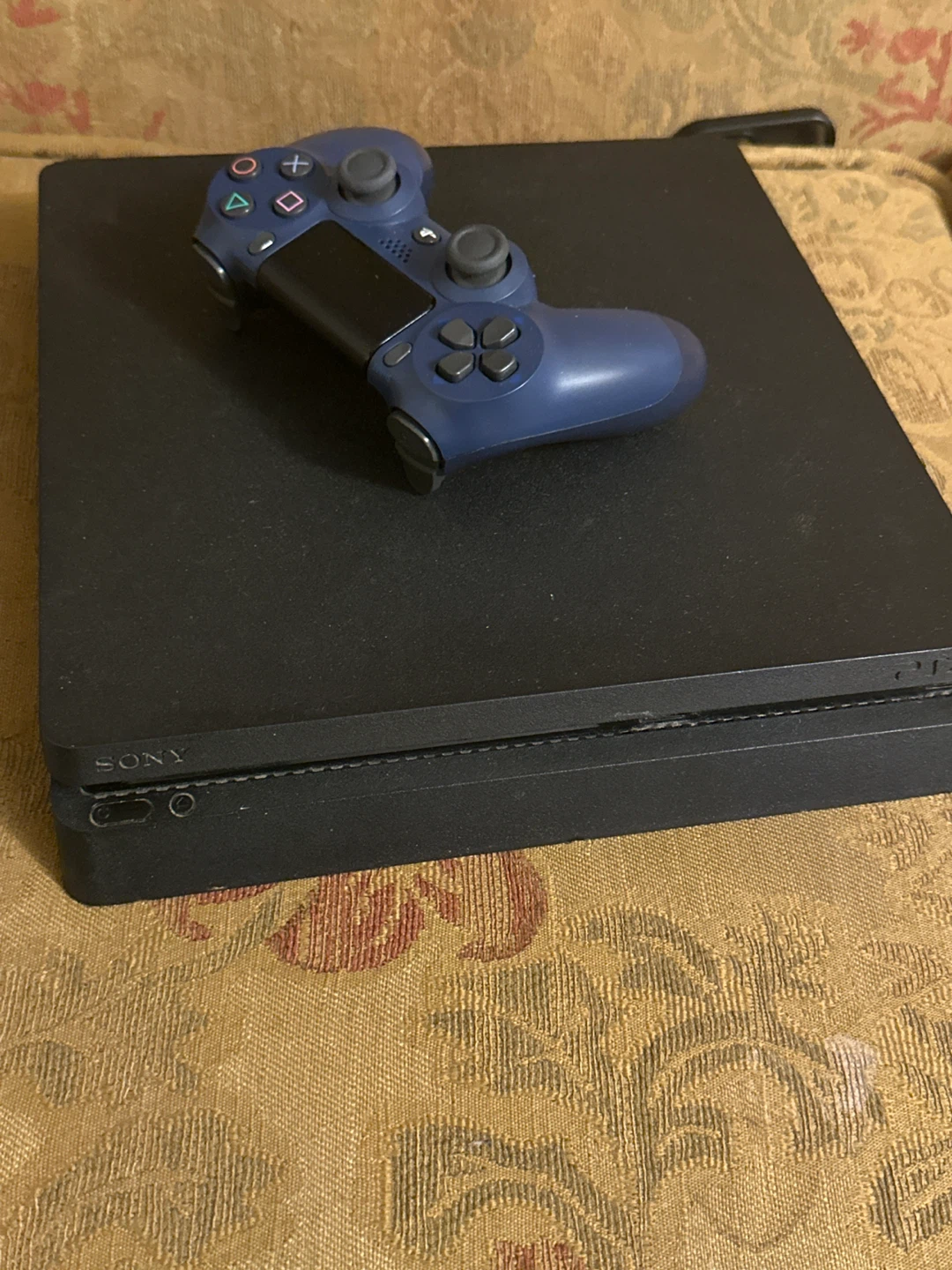 Sony PlayStation 4 Slim Console - photo 2