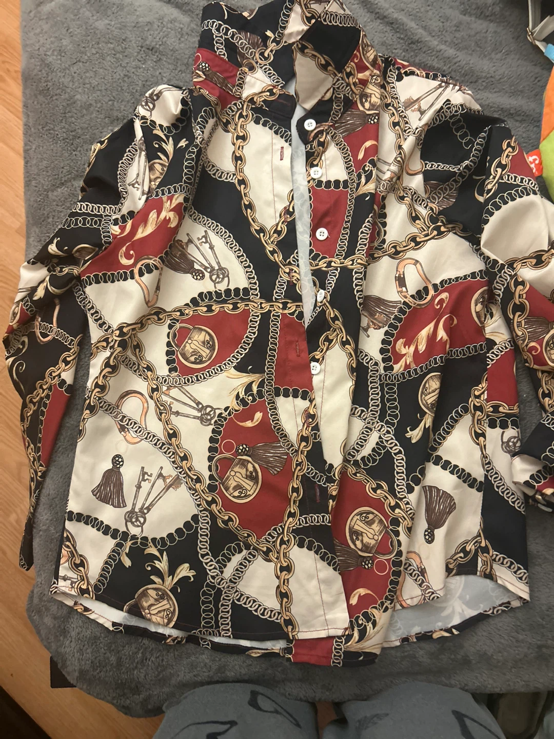 Women Button-Up Shirts for grabs - photo 3