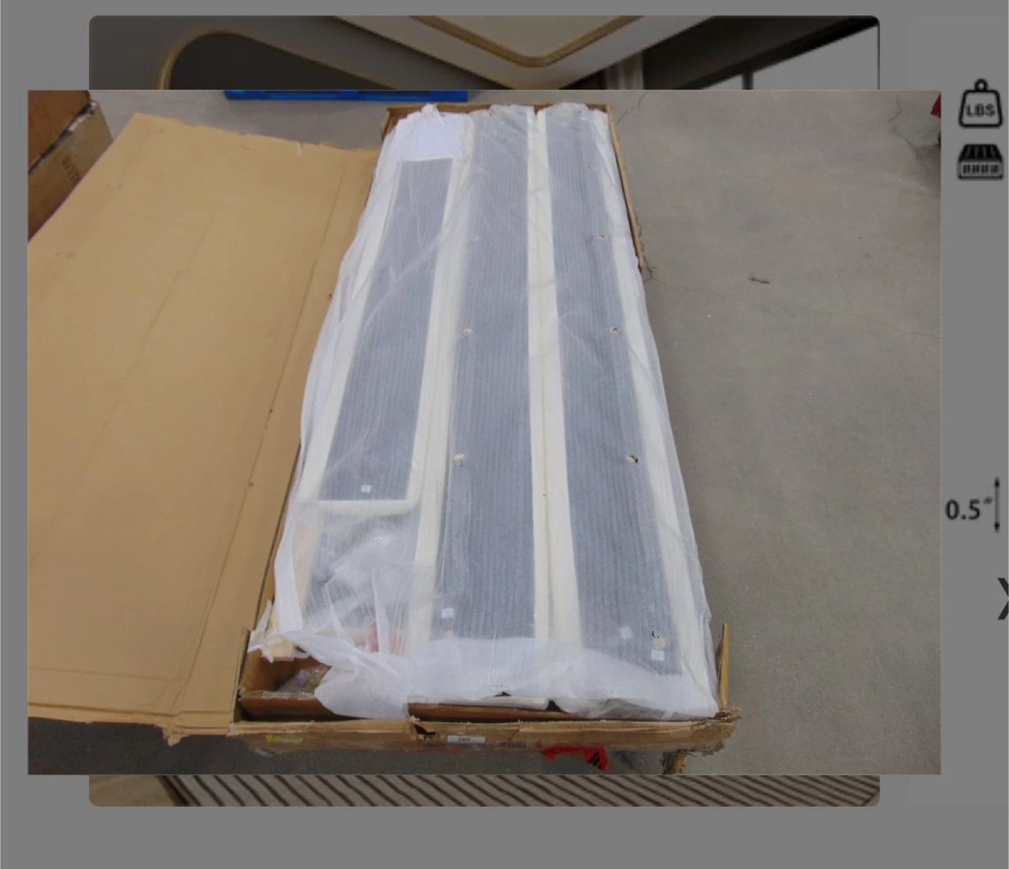 Queen Size White Platform Bed Frame - photo 3